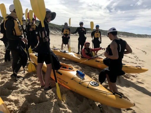 people are getting instruction about Kayak Port Stephens Broughton Island